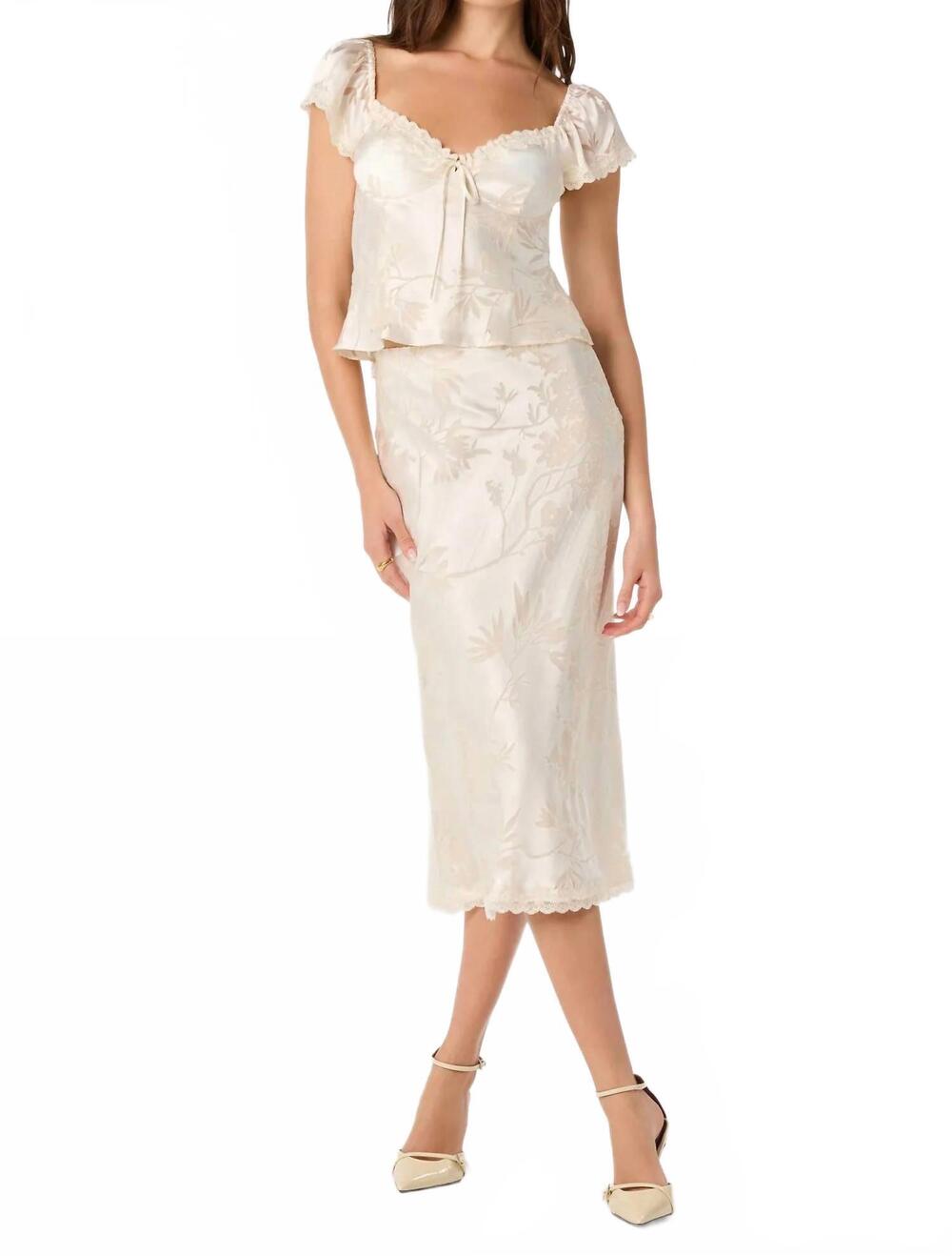 NEW ASTR vanessa satin top in cream